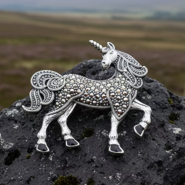 Elegant Unicorn of Scotland Pin
