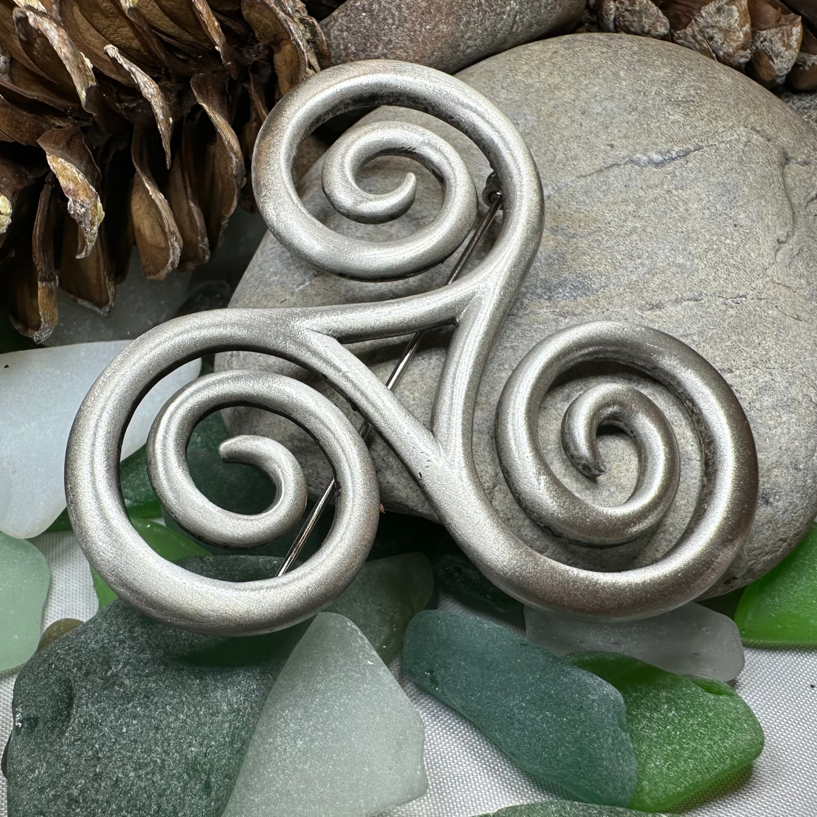 Vesunna Large Celtic Spiral Brooch