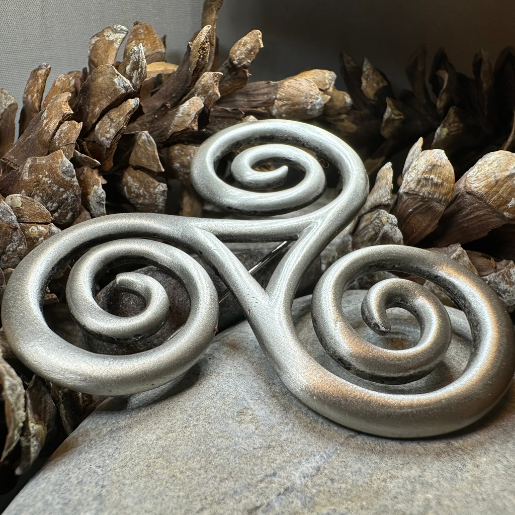 Vesunna Large Celtic Spiral Brooch