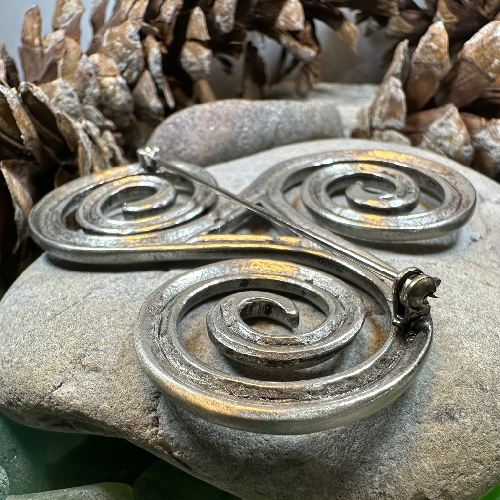 Vesunna Large Celtic Spiral Brooch