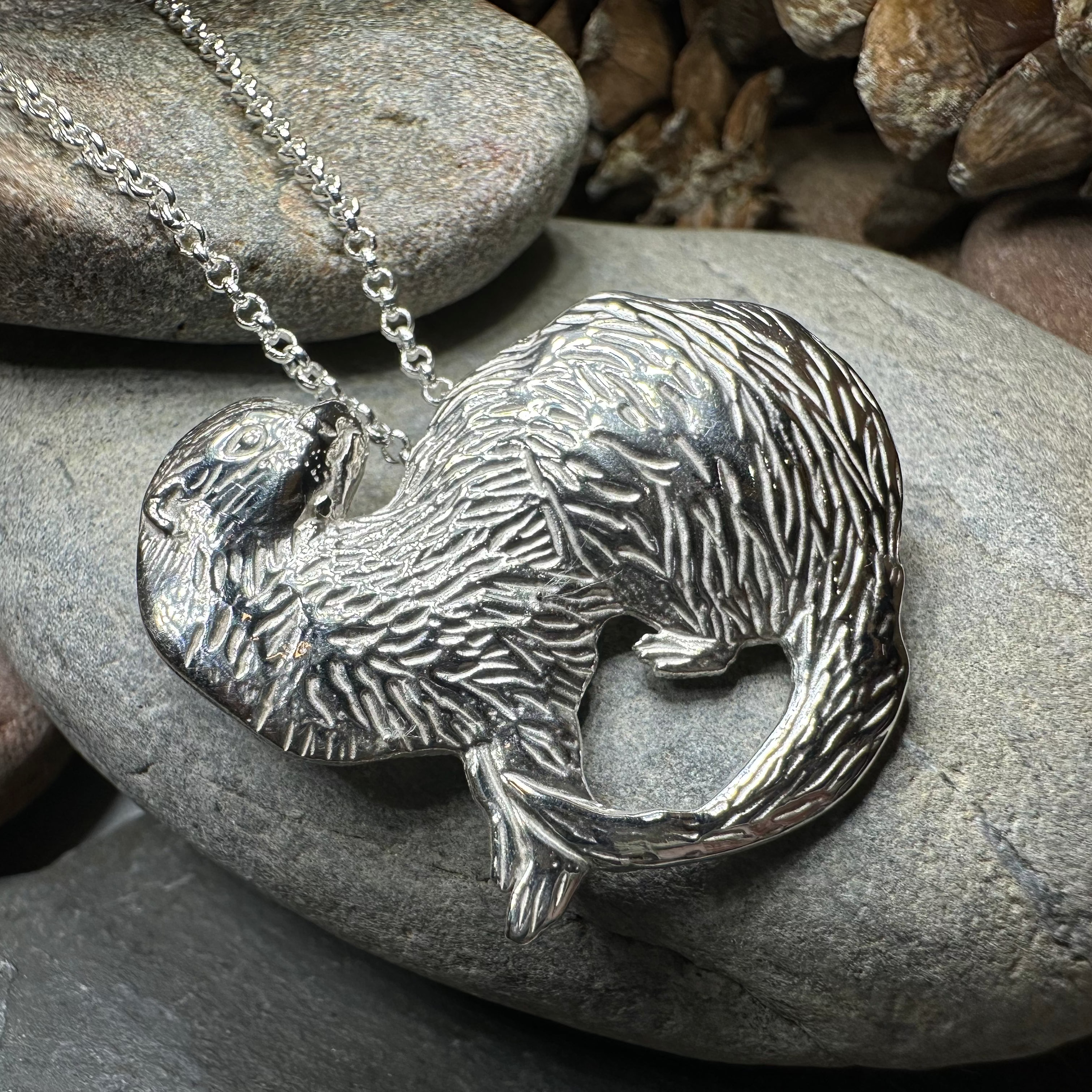 Dratsie Scottish Otter Necklace