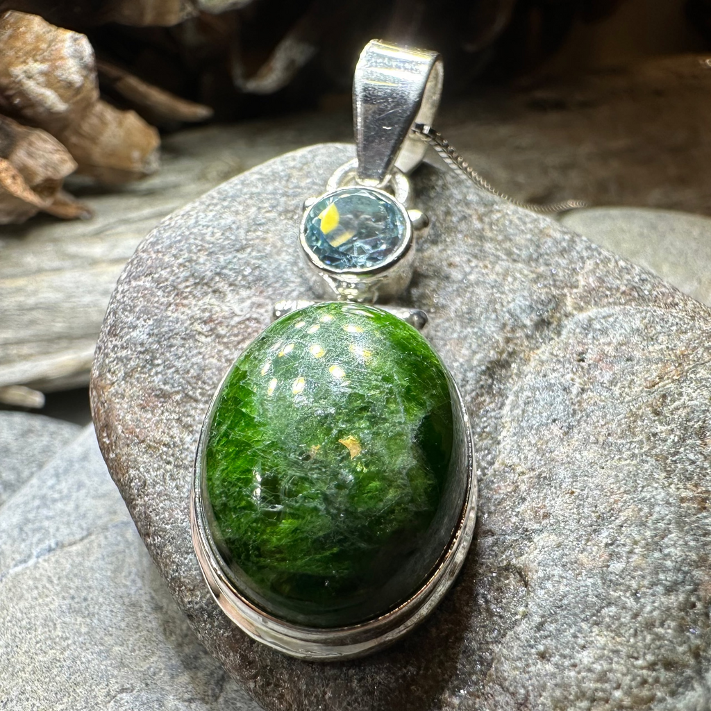 Irish Spring Necklace