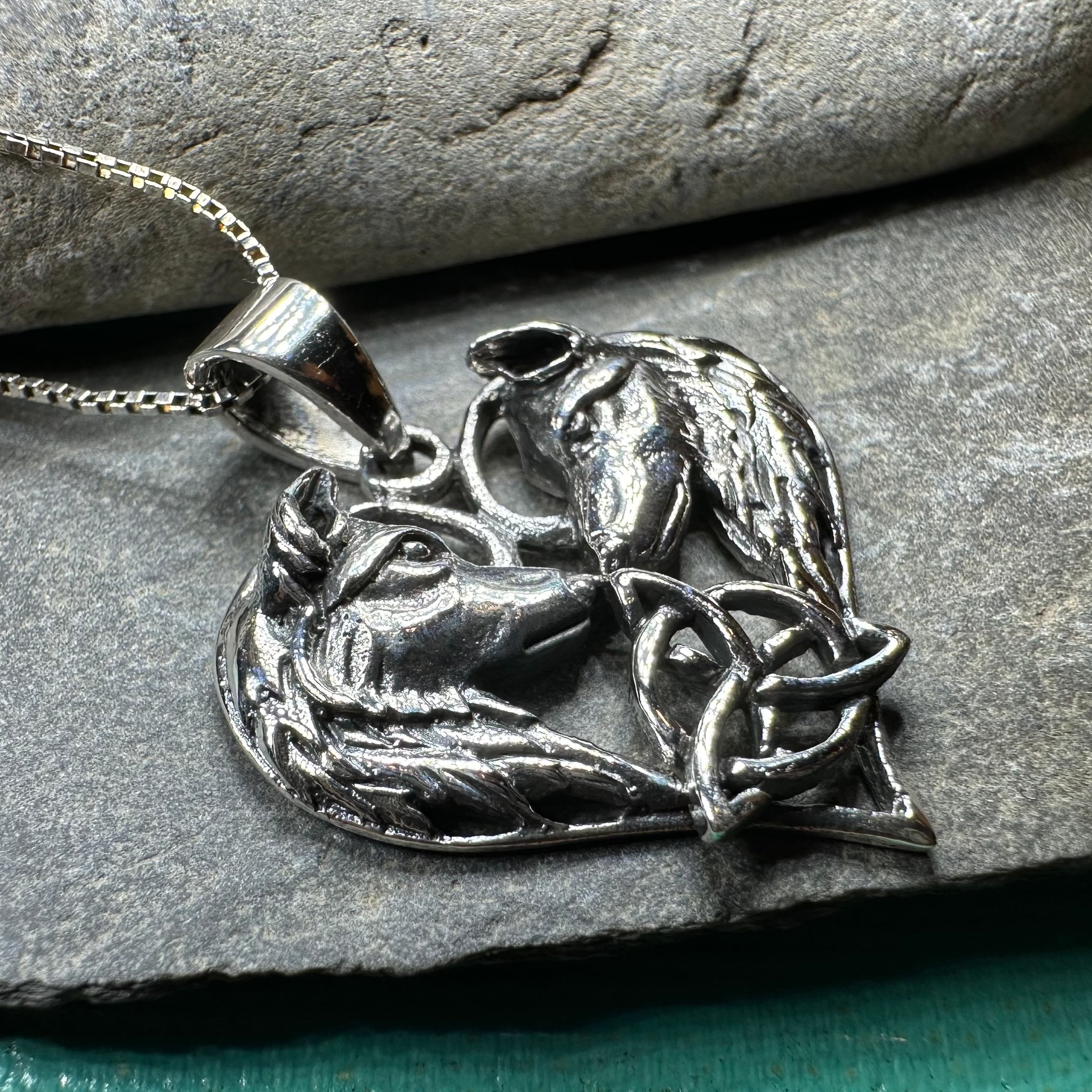 Wolf Lovers Necklace