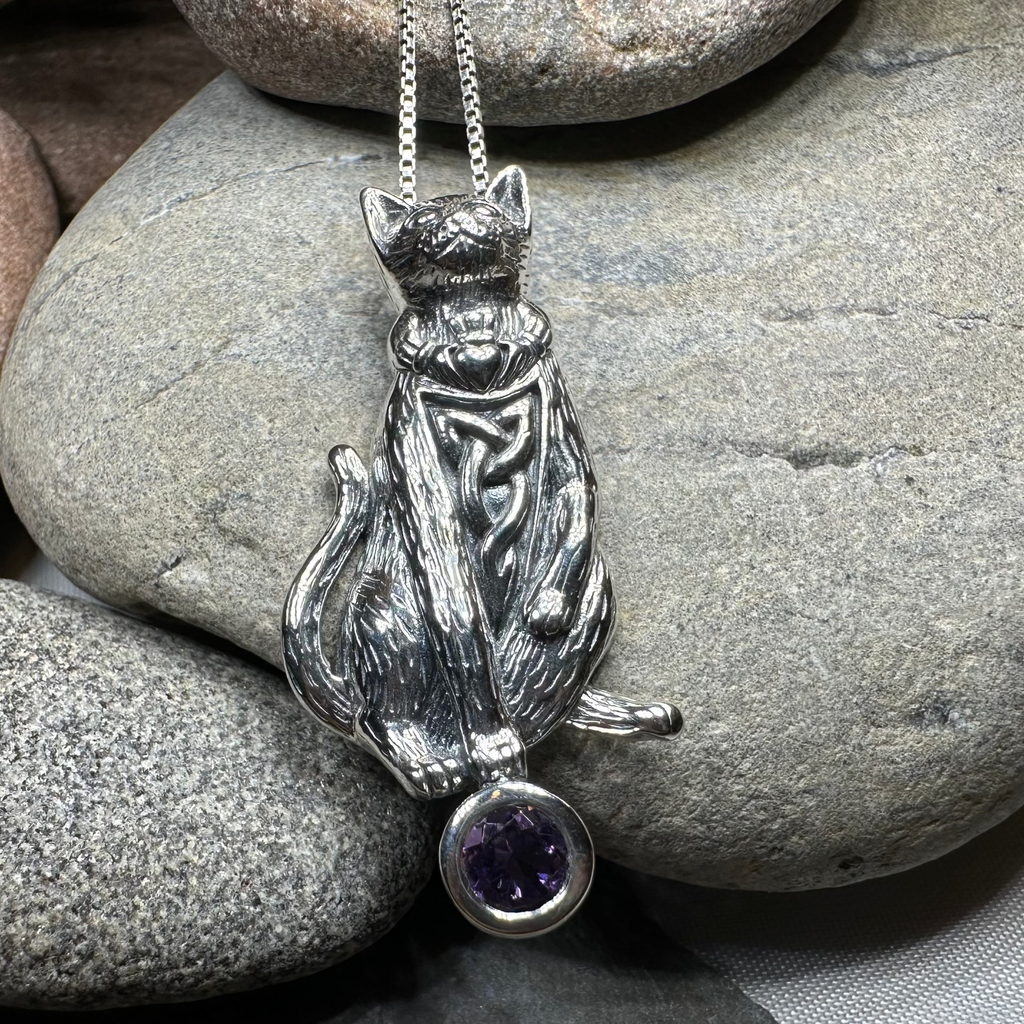 Claddagh Irish Cat Necklace