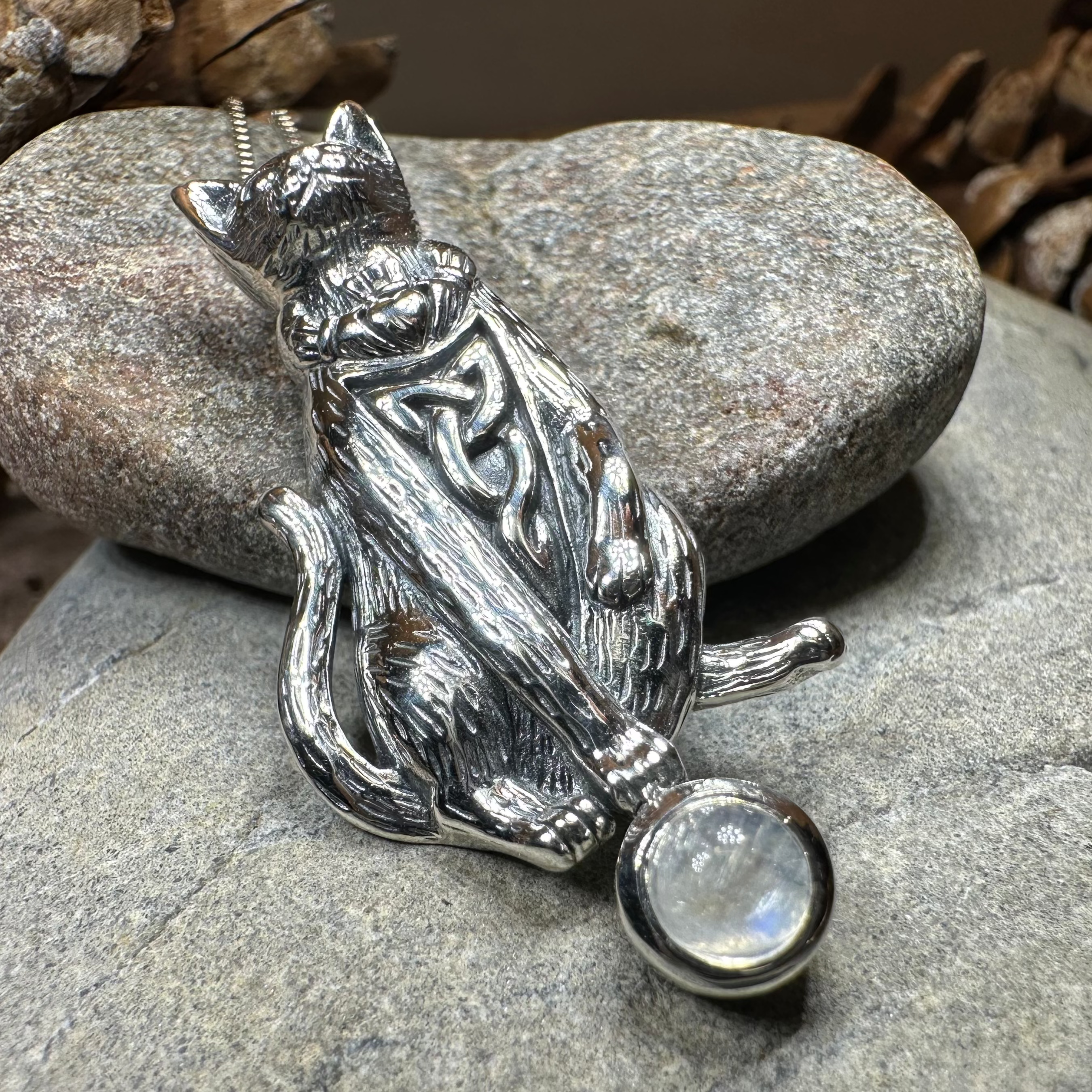 Claddagh Irish Cat Necklace