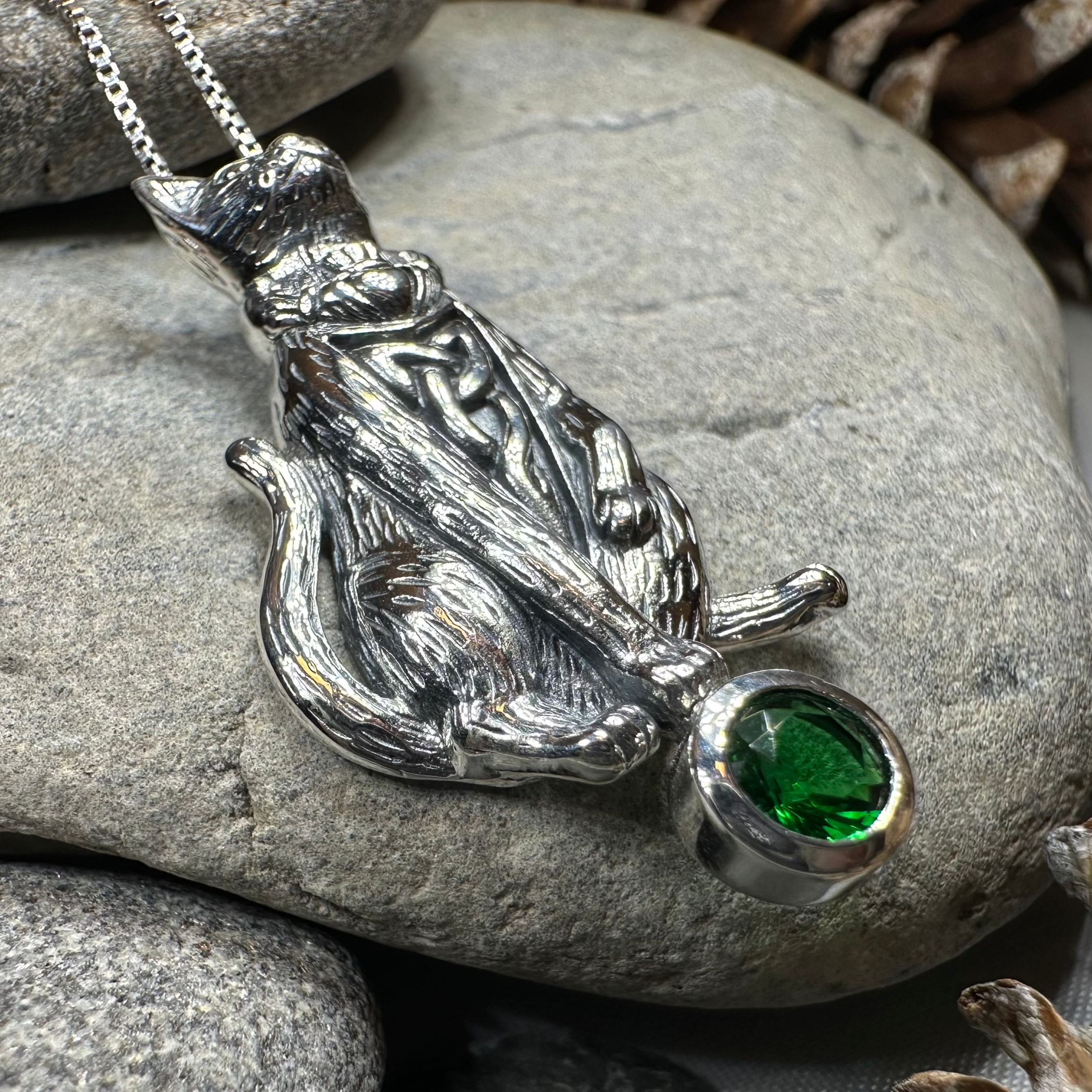 Claddagh Irish Cat Necklace