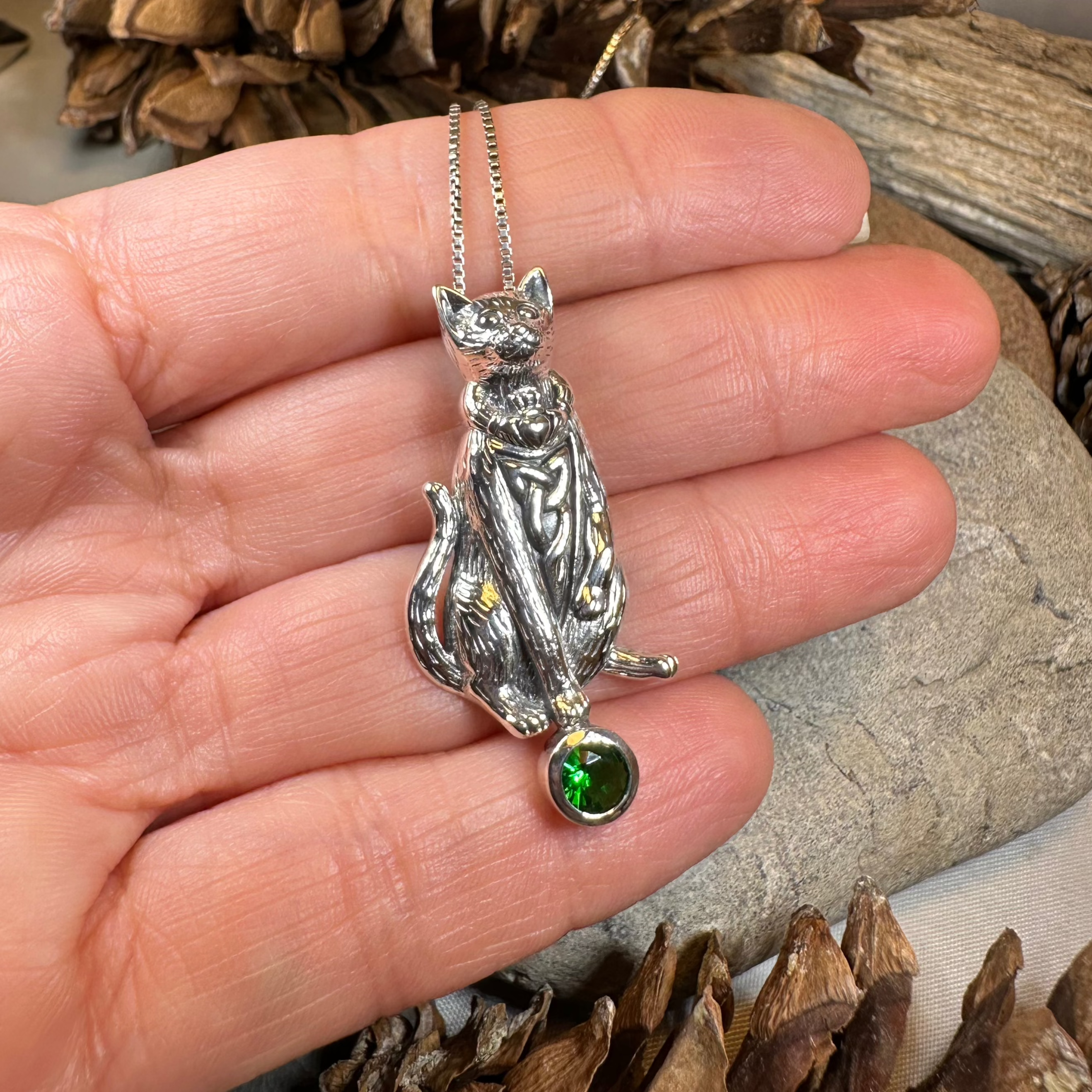 Claddagh Irish Cat Necklace