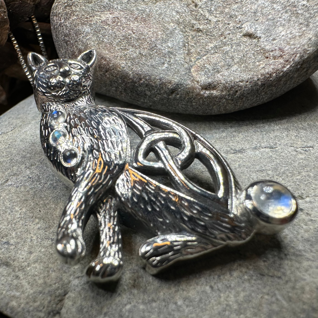 Salem Celtic Cat Necklace in Sterling Silver
