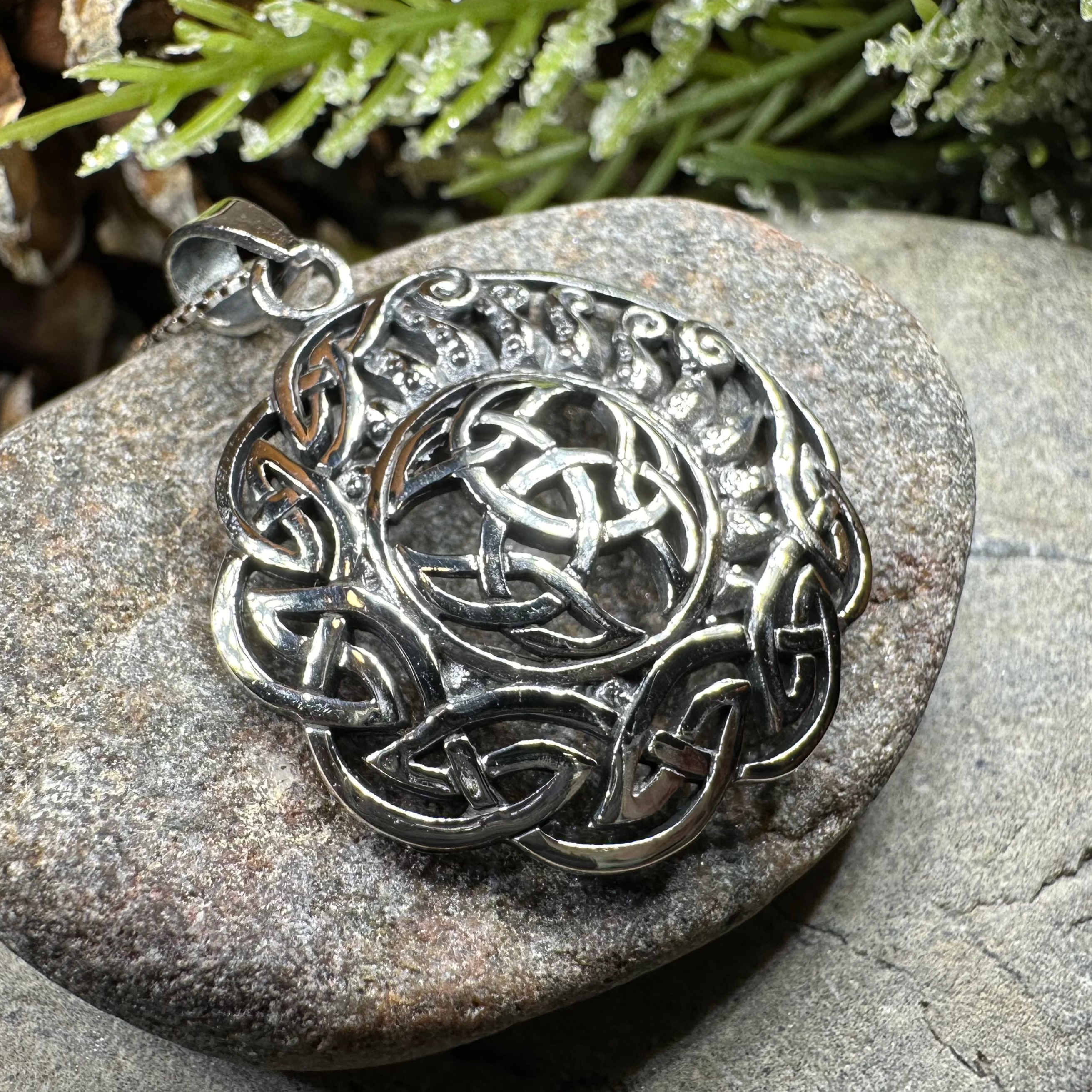 Sun Knot Necklace