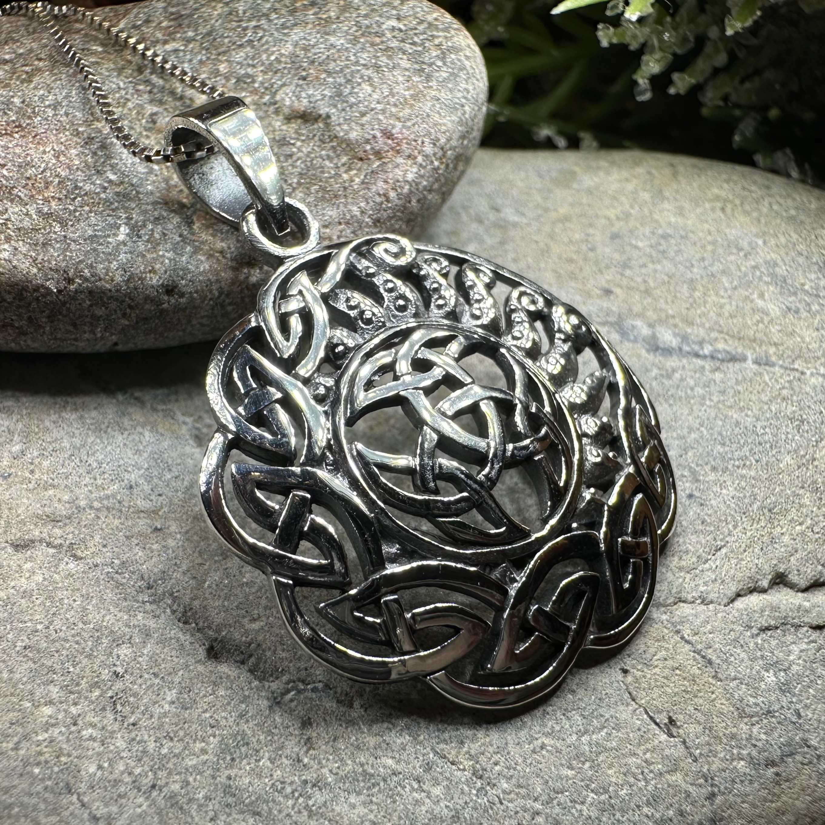 Sun Knot Necklace