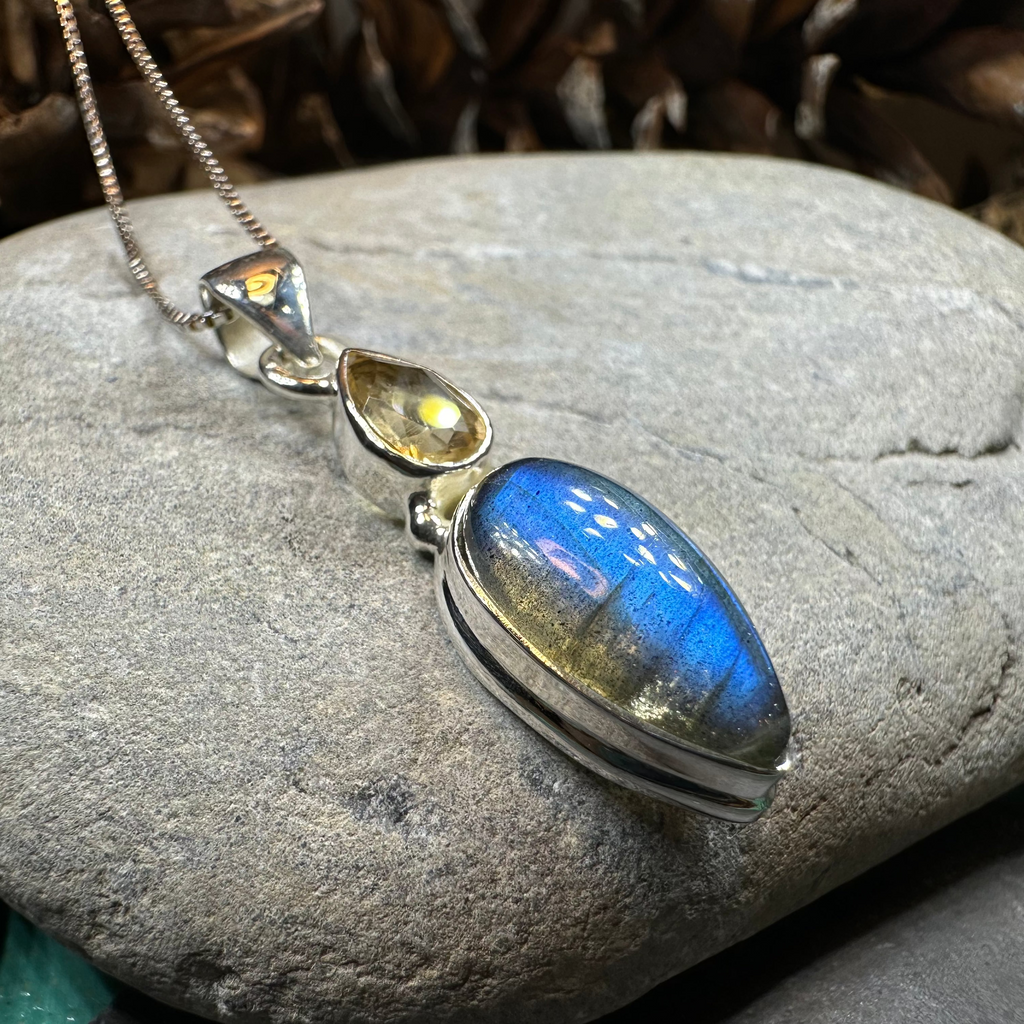 Briony Labradorite Necklace in Sterling Silver