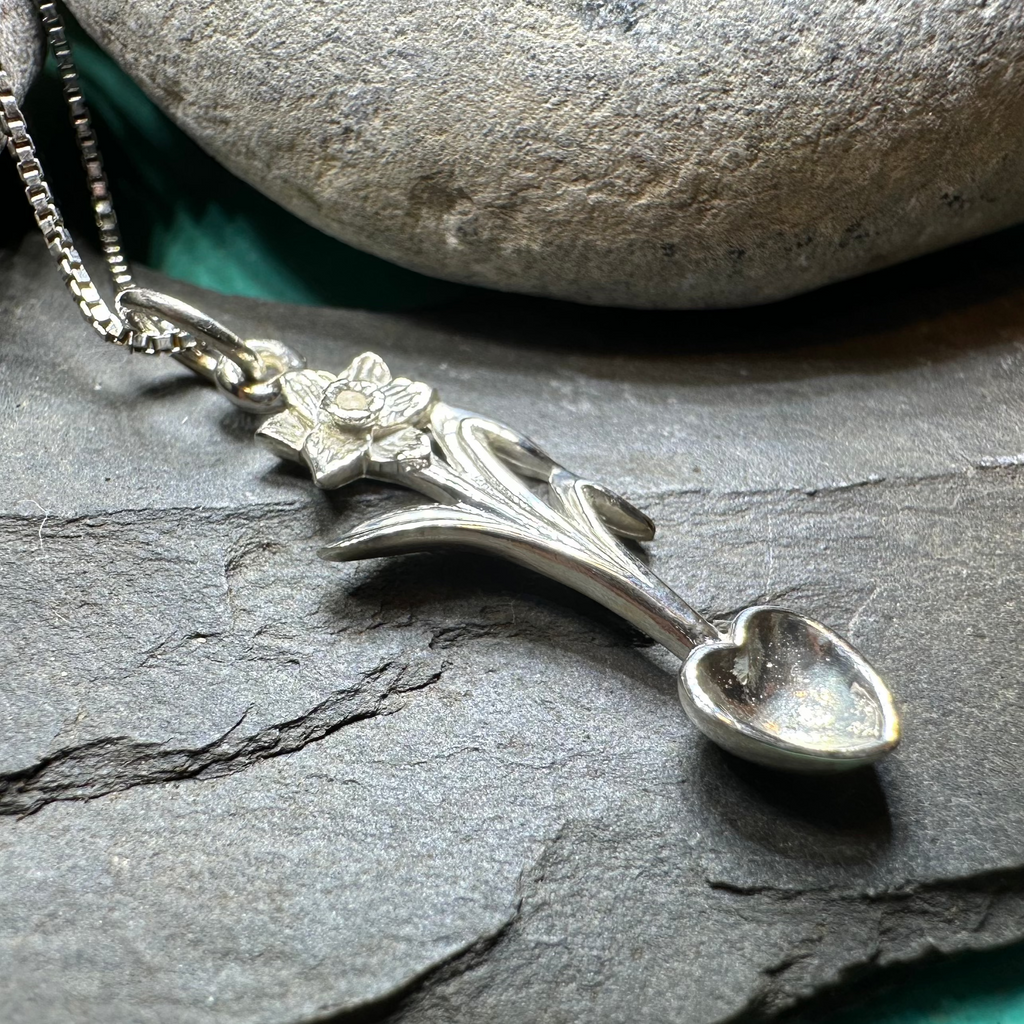 Welsh Daffodil Love Spoon Necklace