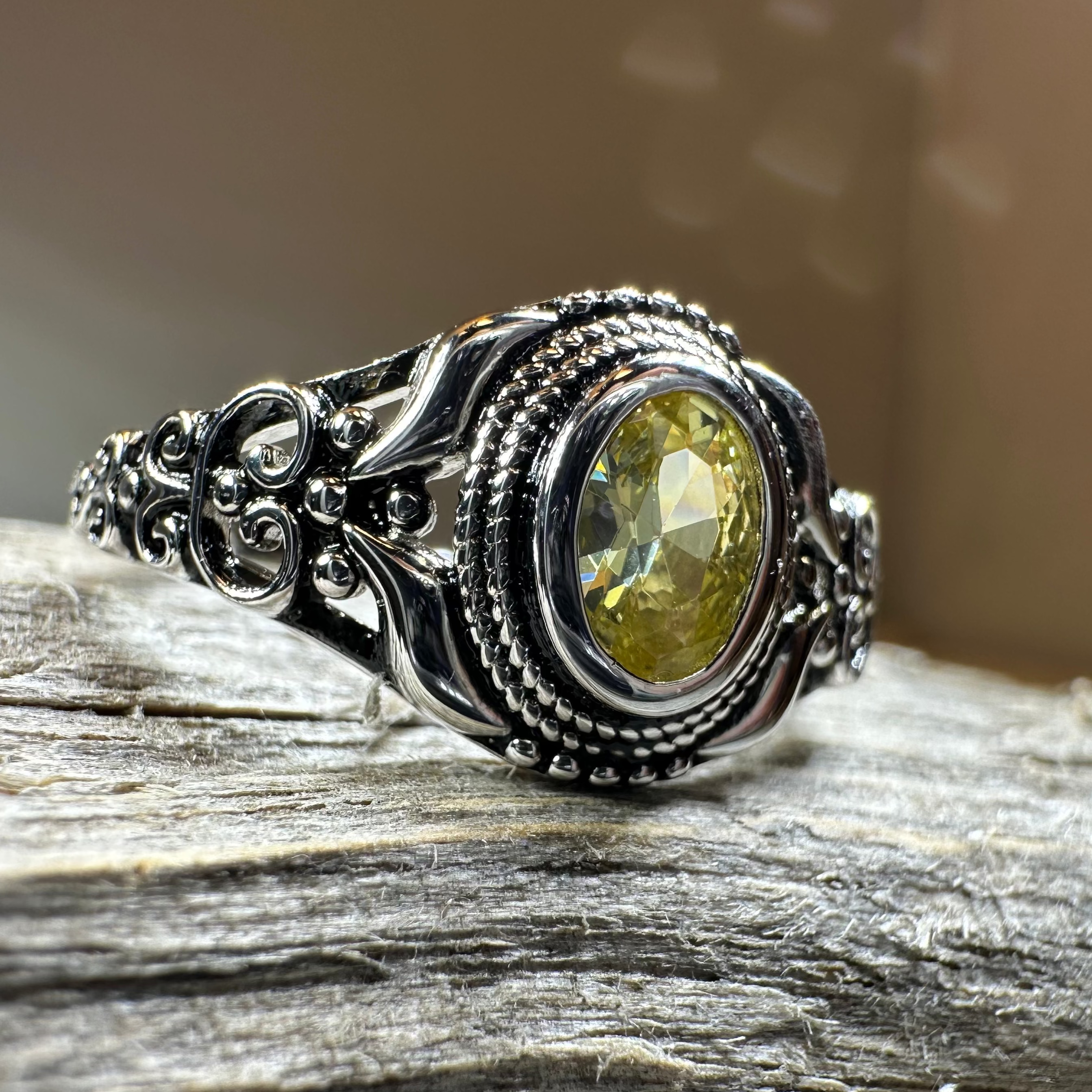 Romantic Celtic Knot Ring in Sterling Silver