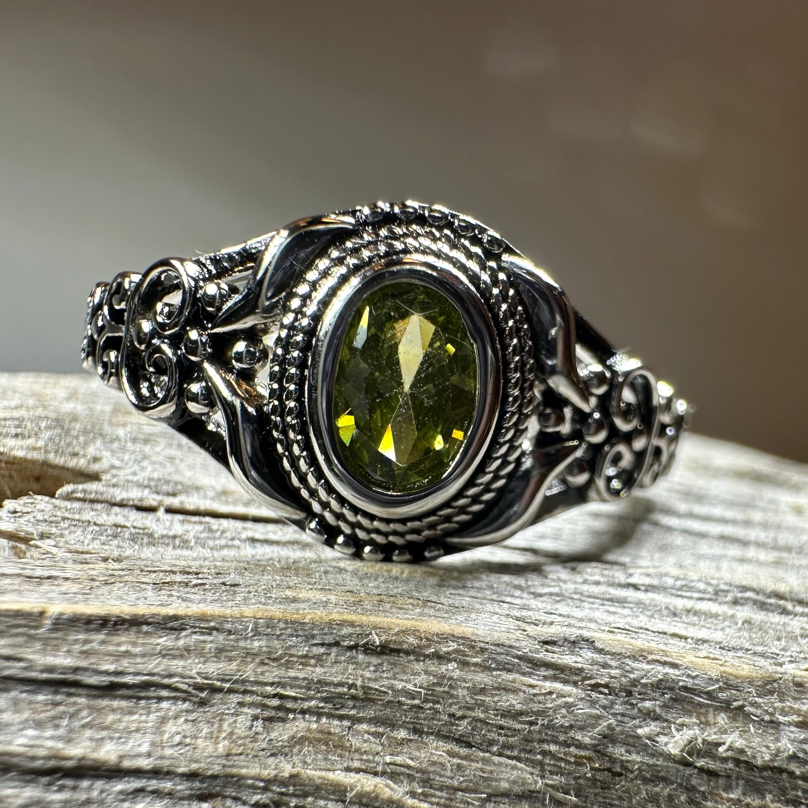 Romantic Celtic Knot Ring in Sterling Silver