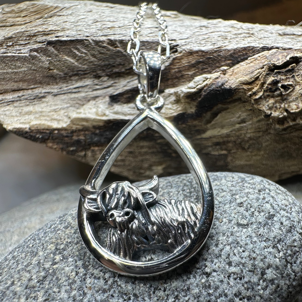 Little Hamish Highland Cow Necklace