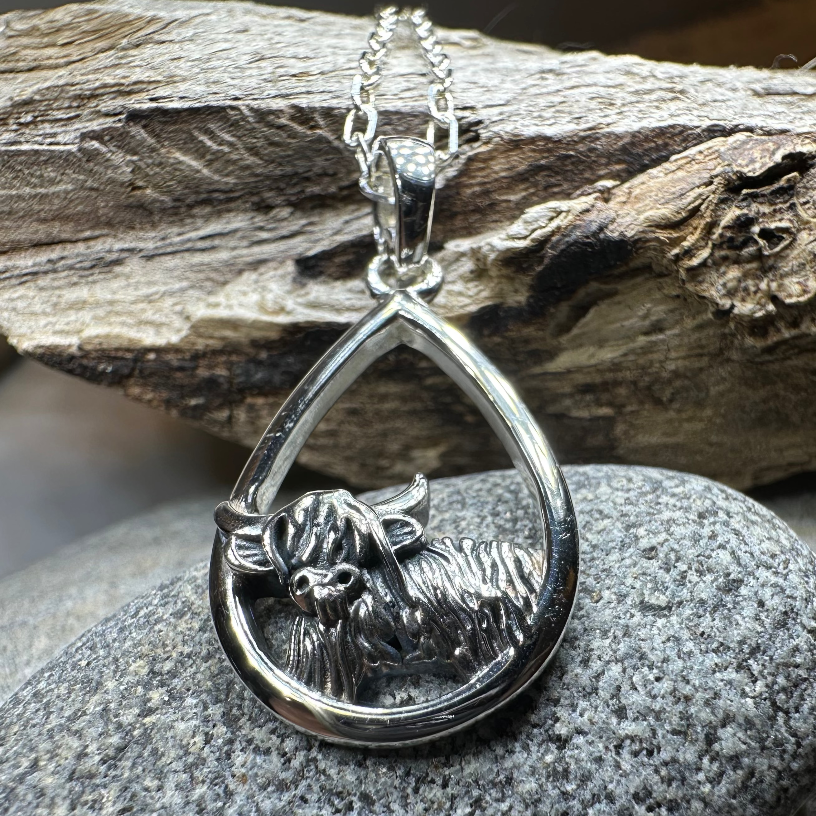 Little Hamish Highland Cow Necklace