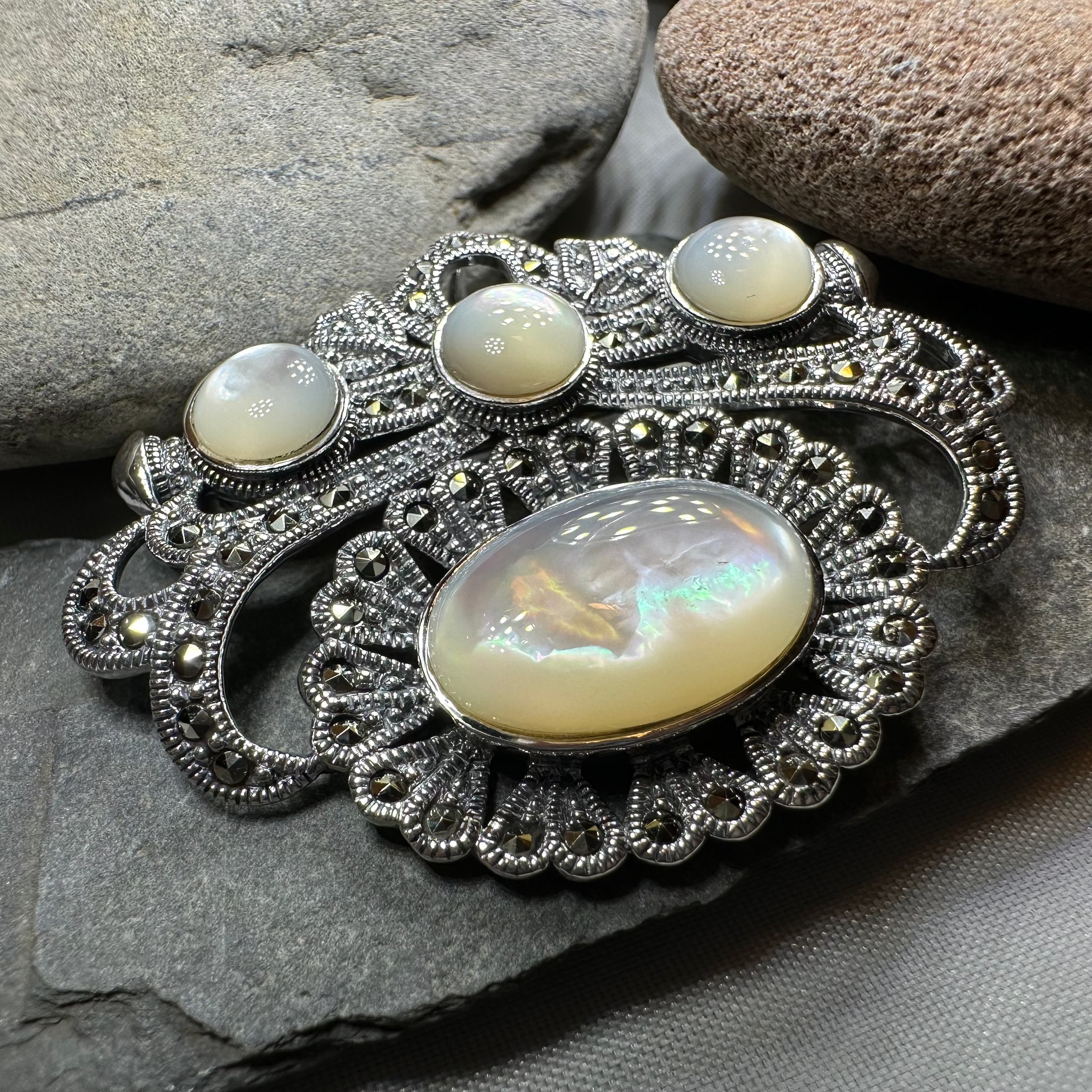 Analia Celtic Knot Brooch