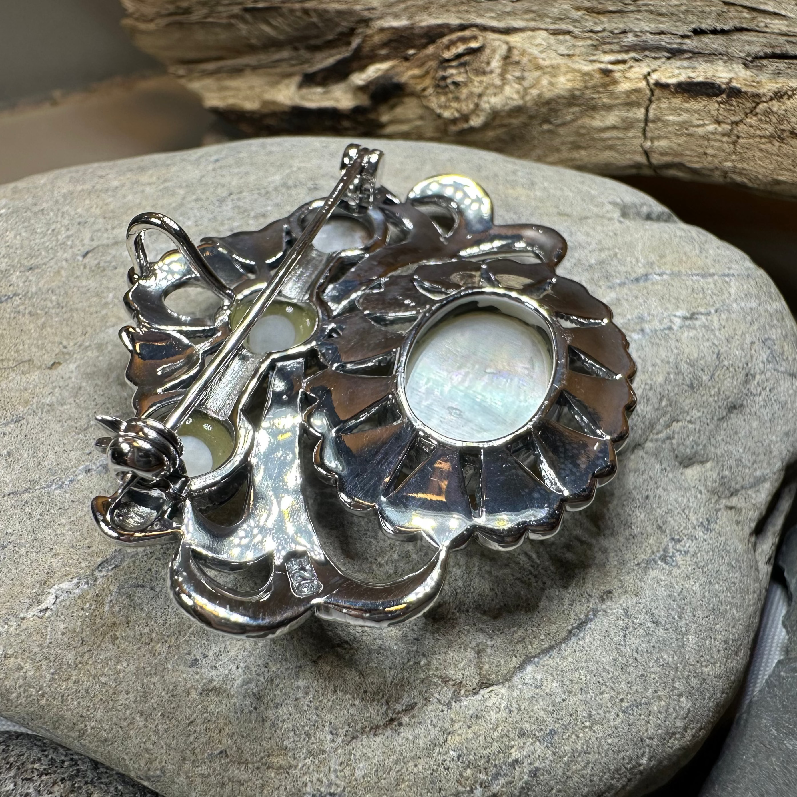 Analia Celtic Knot Brooch