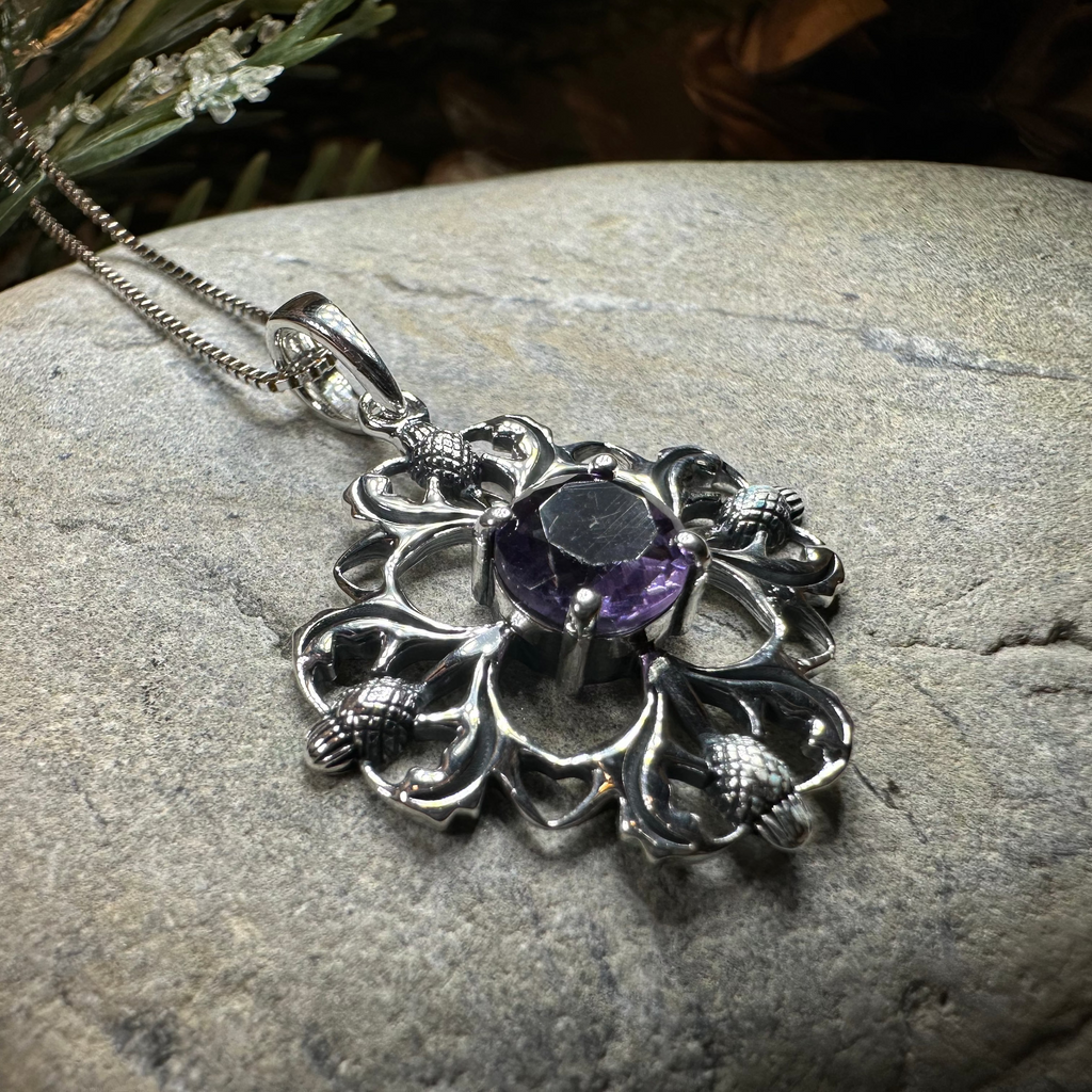 Dolina Thistle Necklace