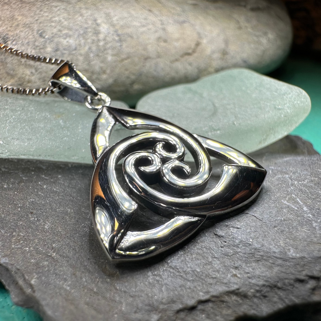 Devonna Trinity Knot Necklace