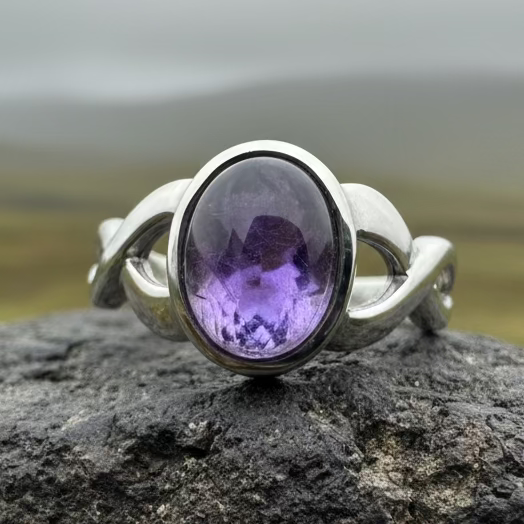 Marianne Celtic Knot Amethyst Ring
