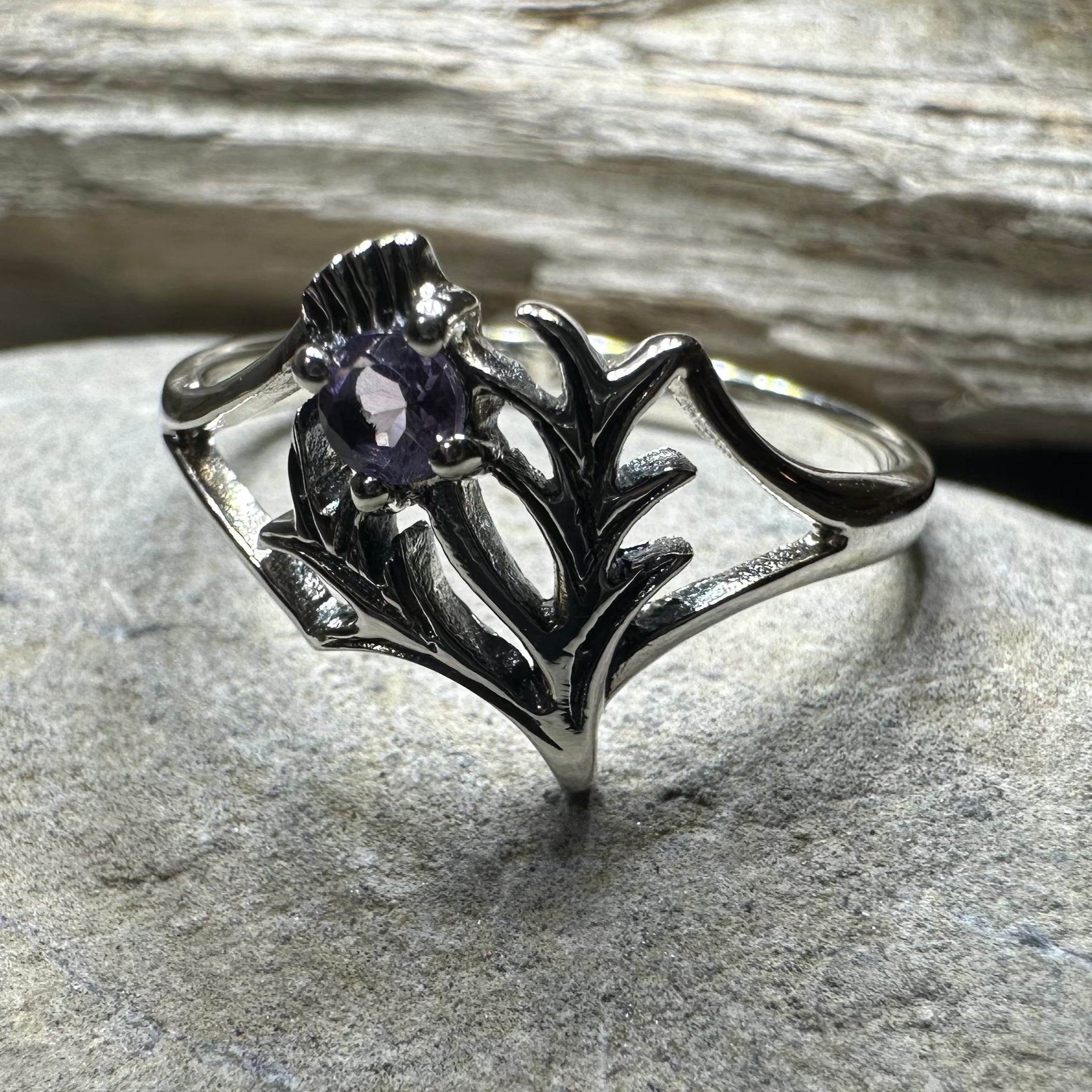 Abhainn Scottish Thistle Amethyst Ring