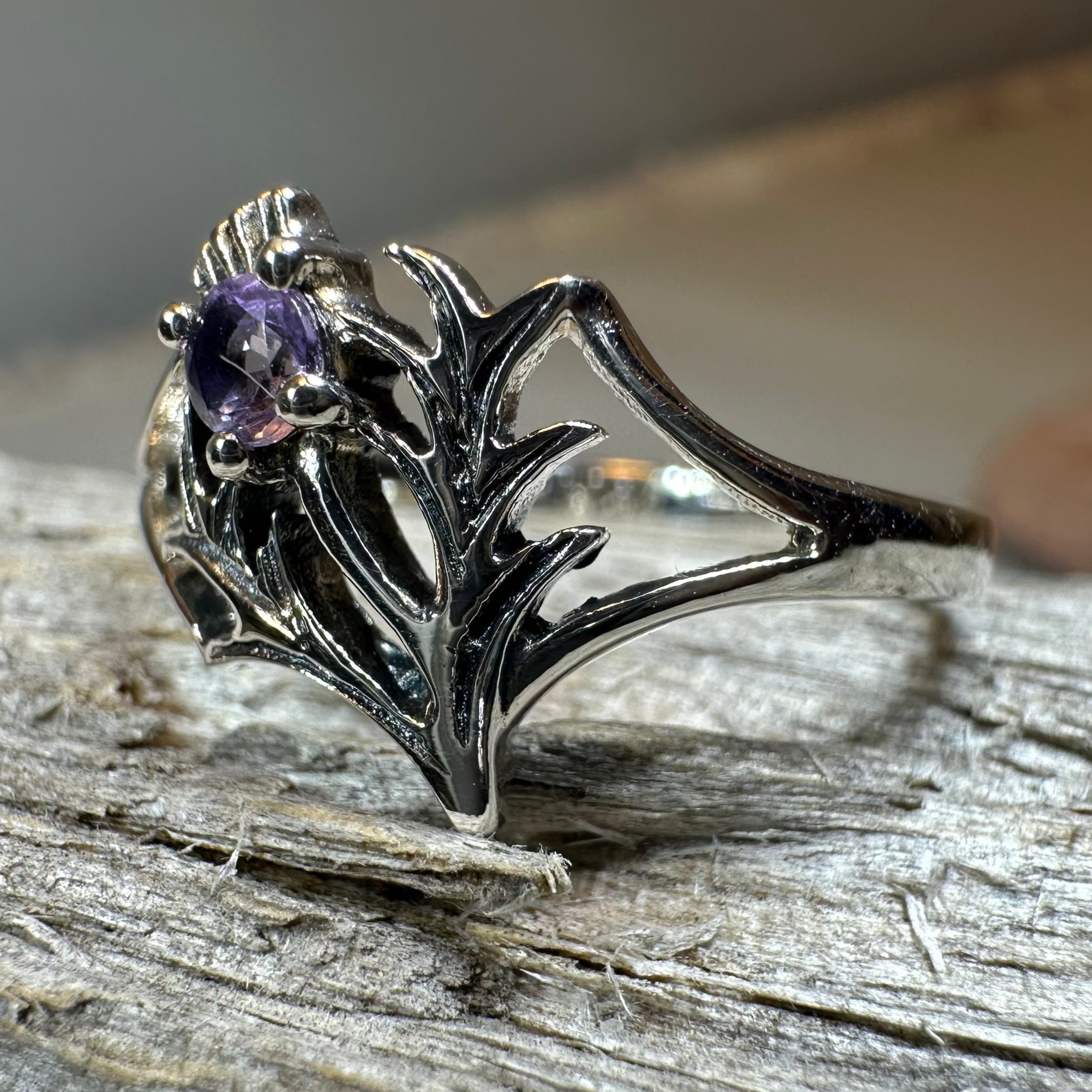 Abhainn Scottish Thistle Amethyst Ring