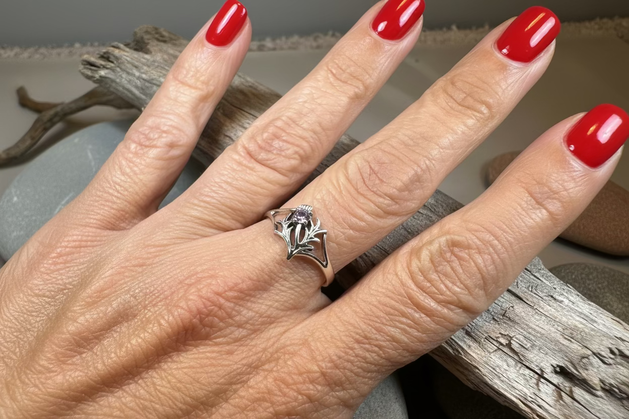 Abhainn Scottish Thistle Amethyst Ring