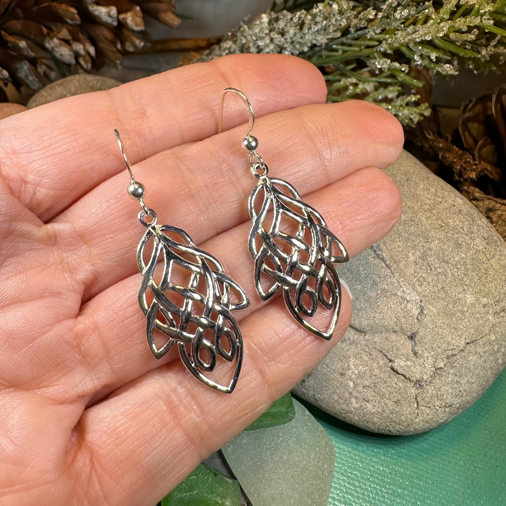 Aine Celtic Knot Earrings