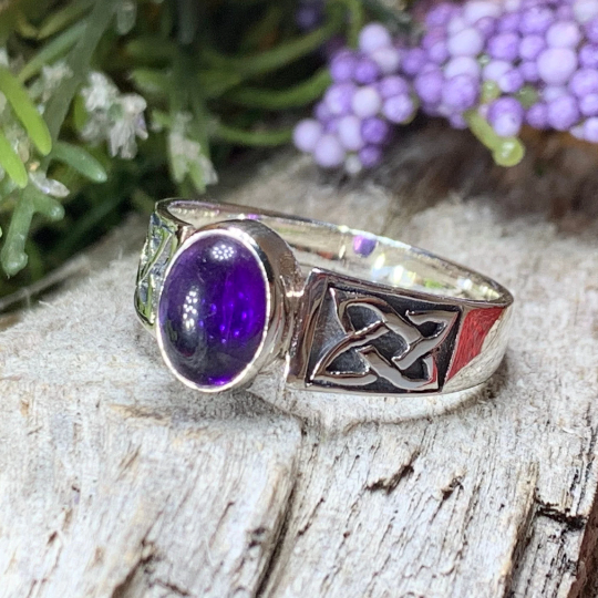 Syra Celtic Knot Ring in Sterling Silver