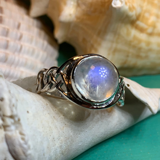 Rhianna Celtic Knot Moonstone Ring