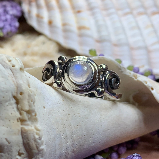 Lorna Celtic Knot Moonstone Ring