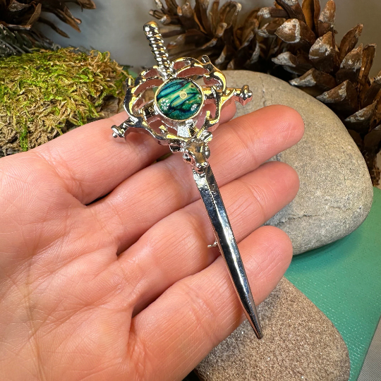 Heathergems Stag Kilt Pin