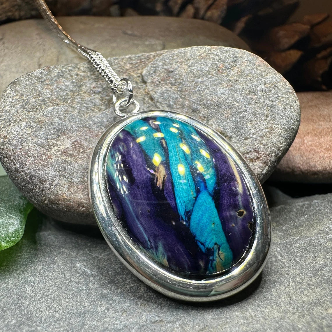 Scottish Highlands Necklace with Heathergems