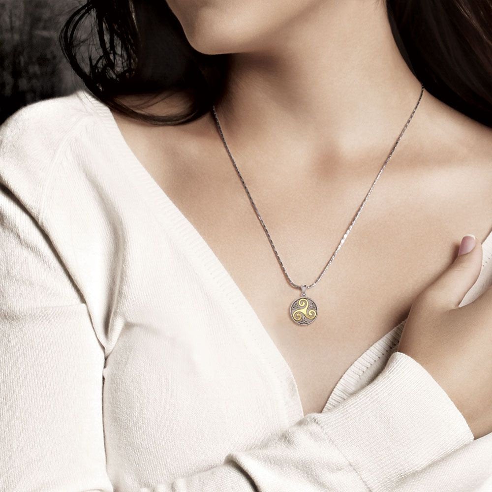 Carran Spiral Necklace
