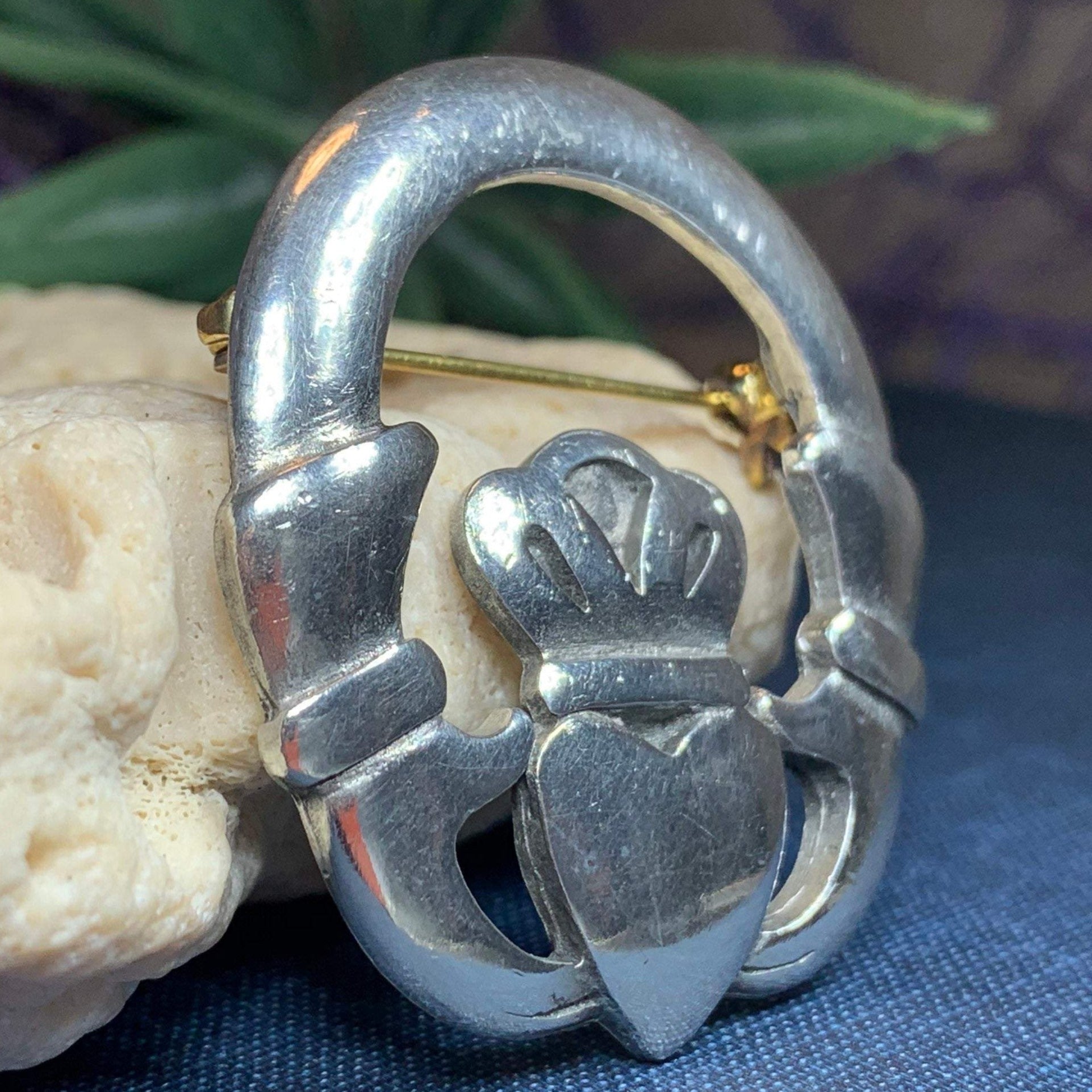 Classic Claddagh Brooch