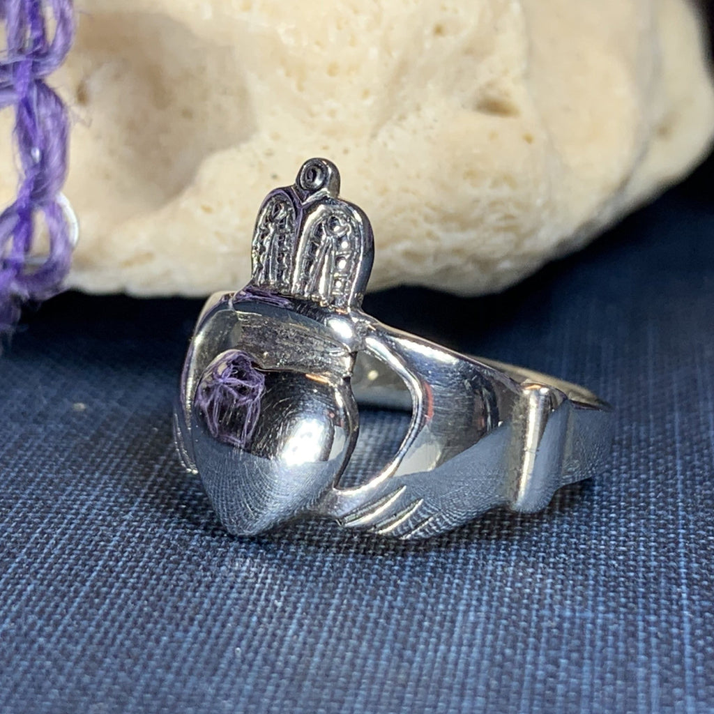 Cobh Claddagh Ring