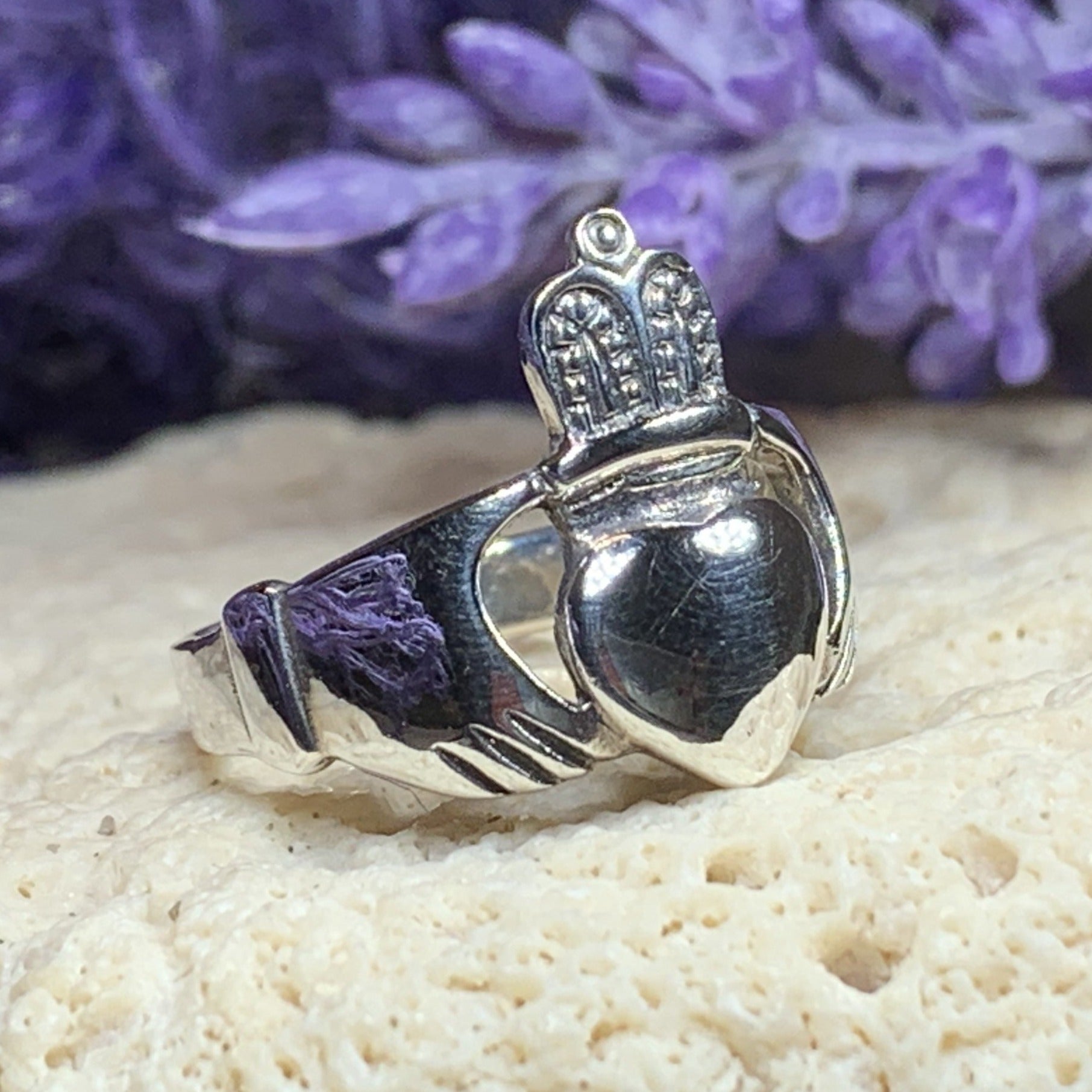 Cobh Claddagh Ring