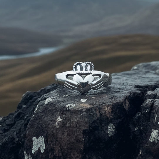 Castlerea Irish Claddagh Ring in Sterling Silver