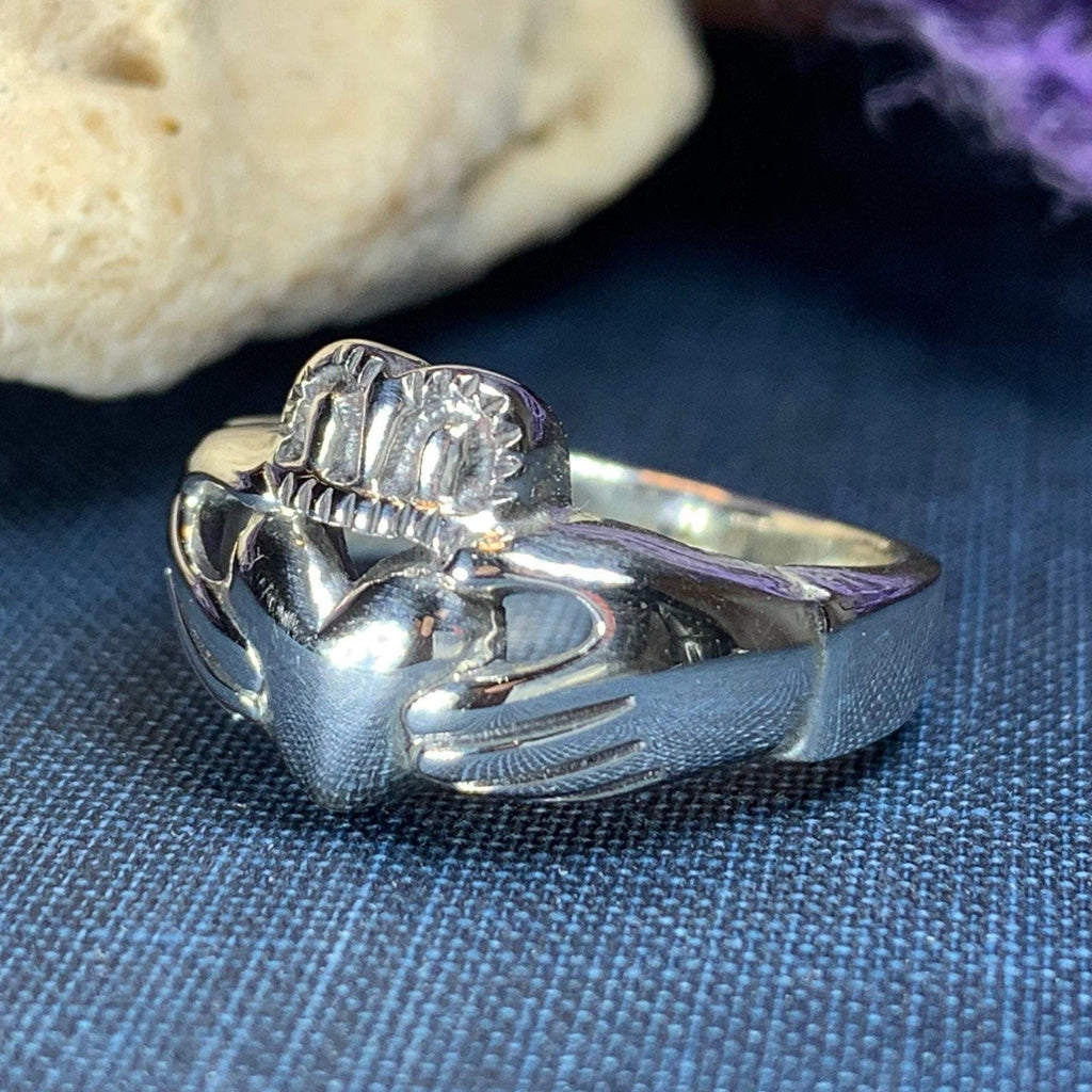 Castlerea Irish Claddagh Ring in Sterling Silver