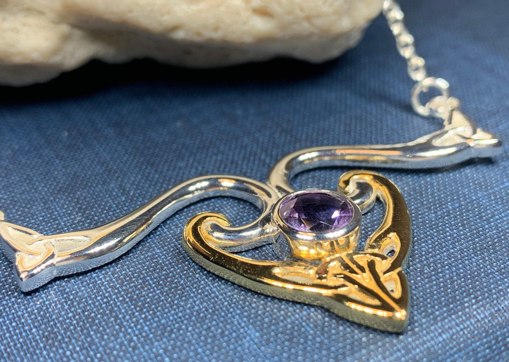 Koribella Trinity Knot Necklace