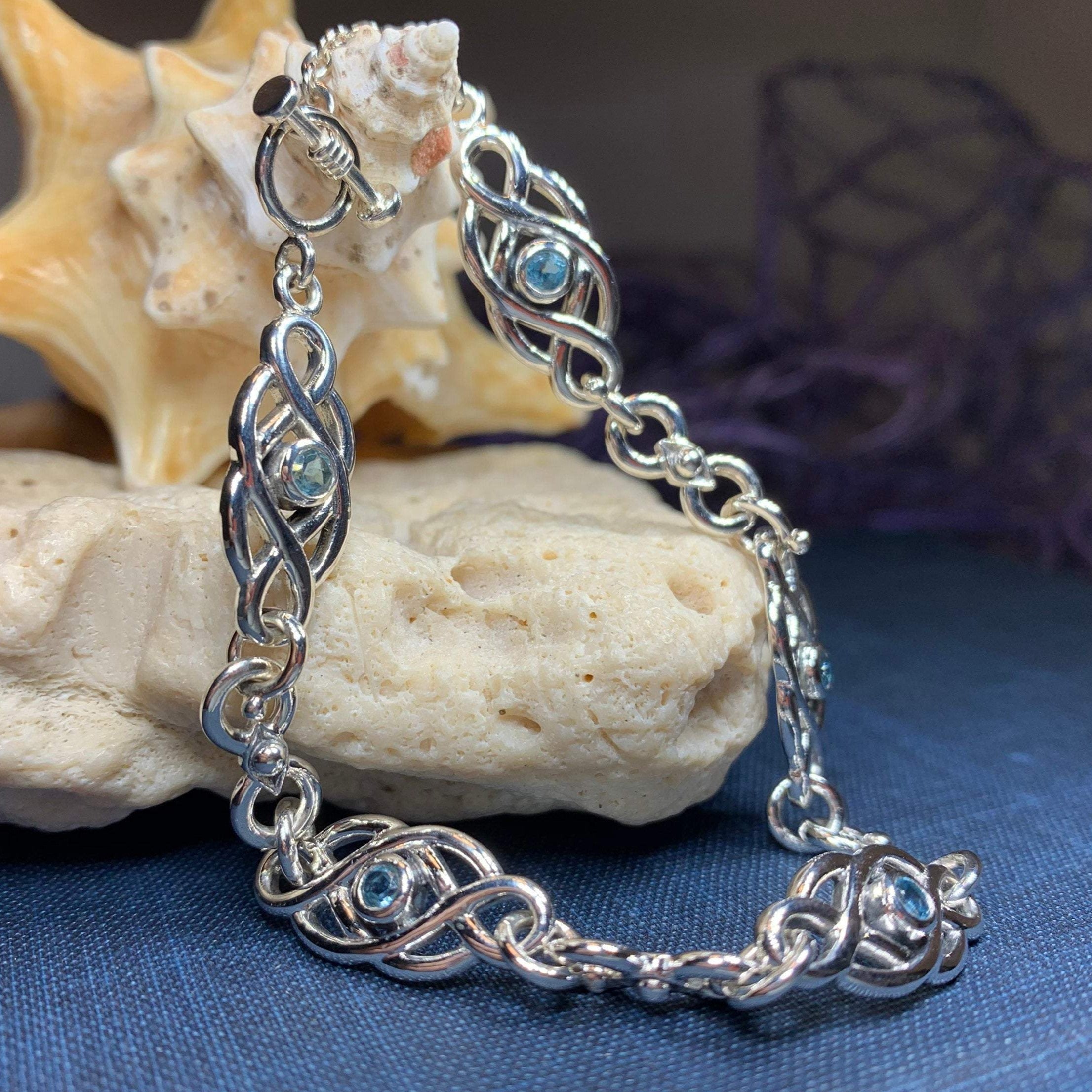 Kennocha Love Knot Bracelet