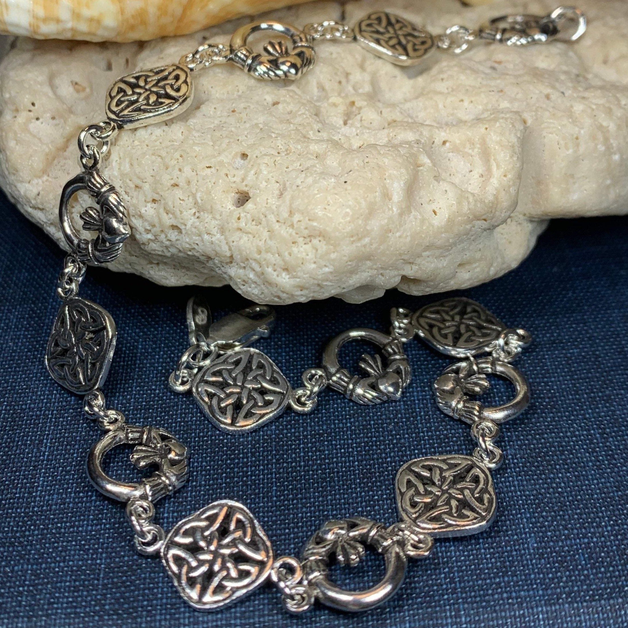 Kira Claddagh Celtic Knot Bracelet