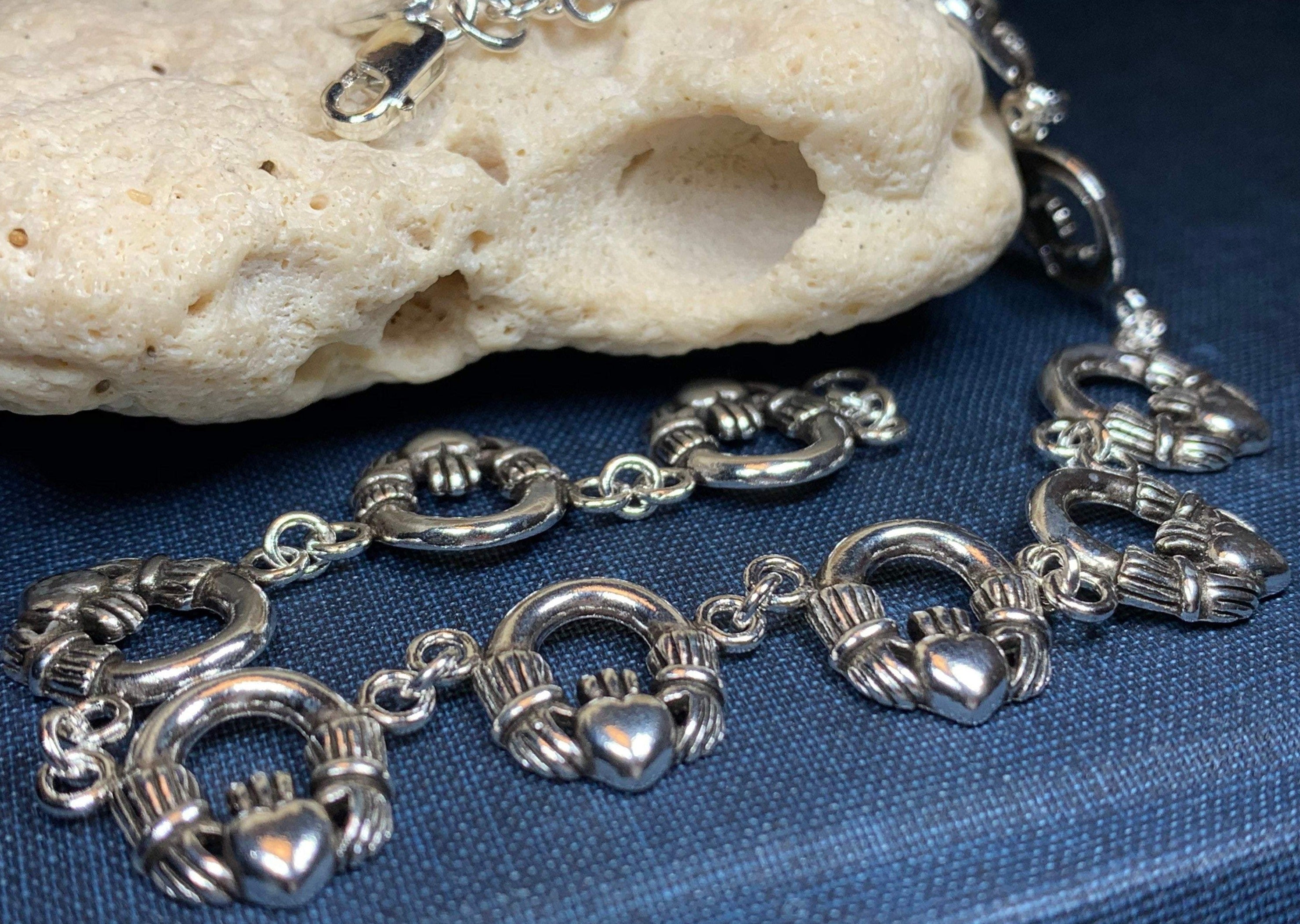 Fianna Claddagh Bracelet