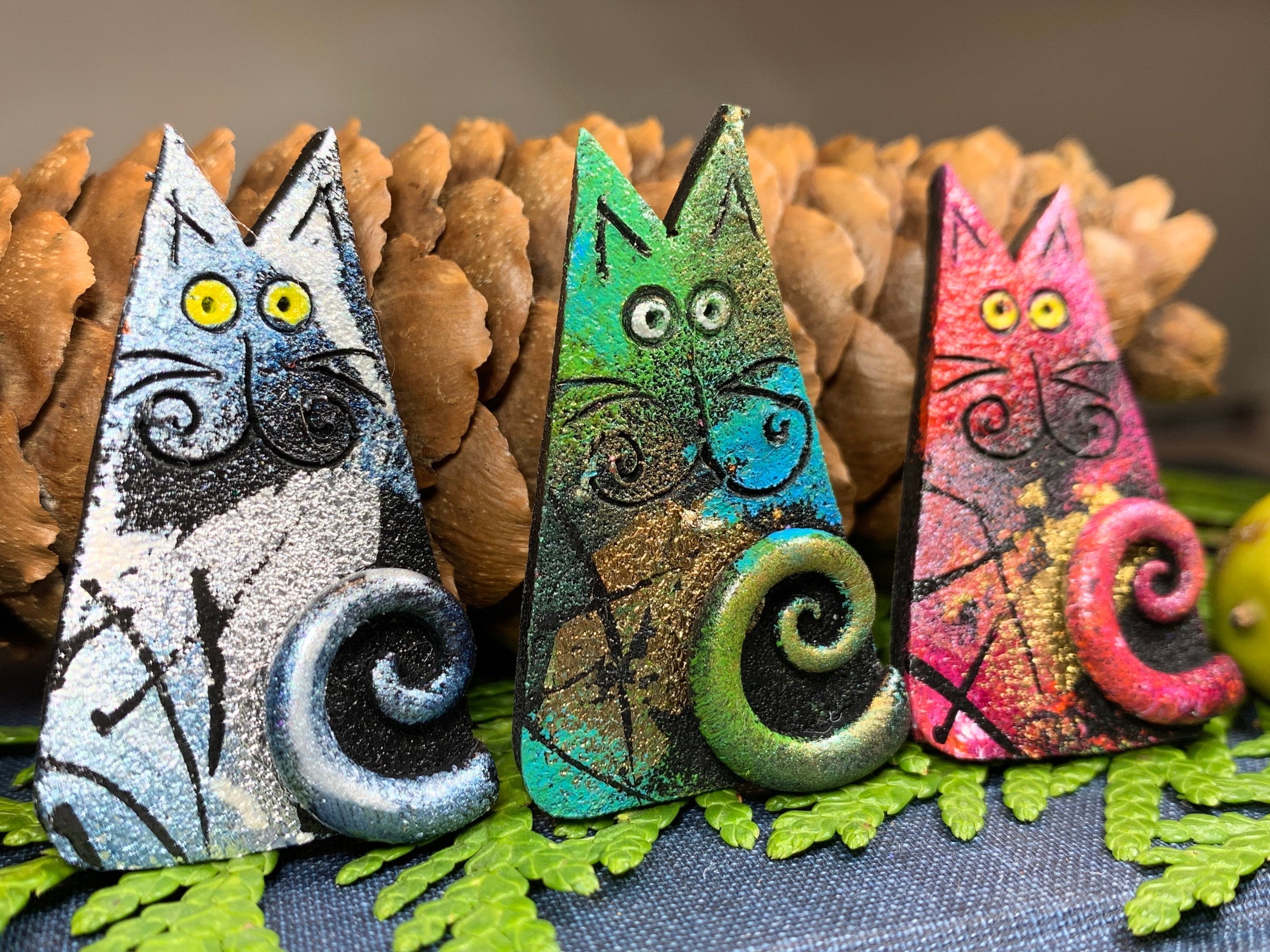 Whimsical Sitting Cat Brooch - Handmade in Scotland
