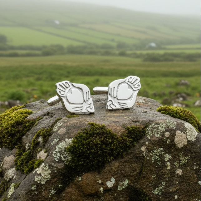 Modern Claddagh Cuff Links for Men