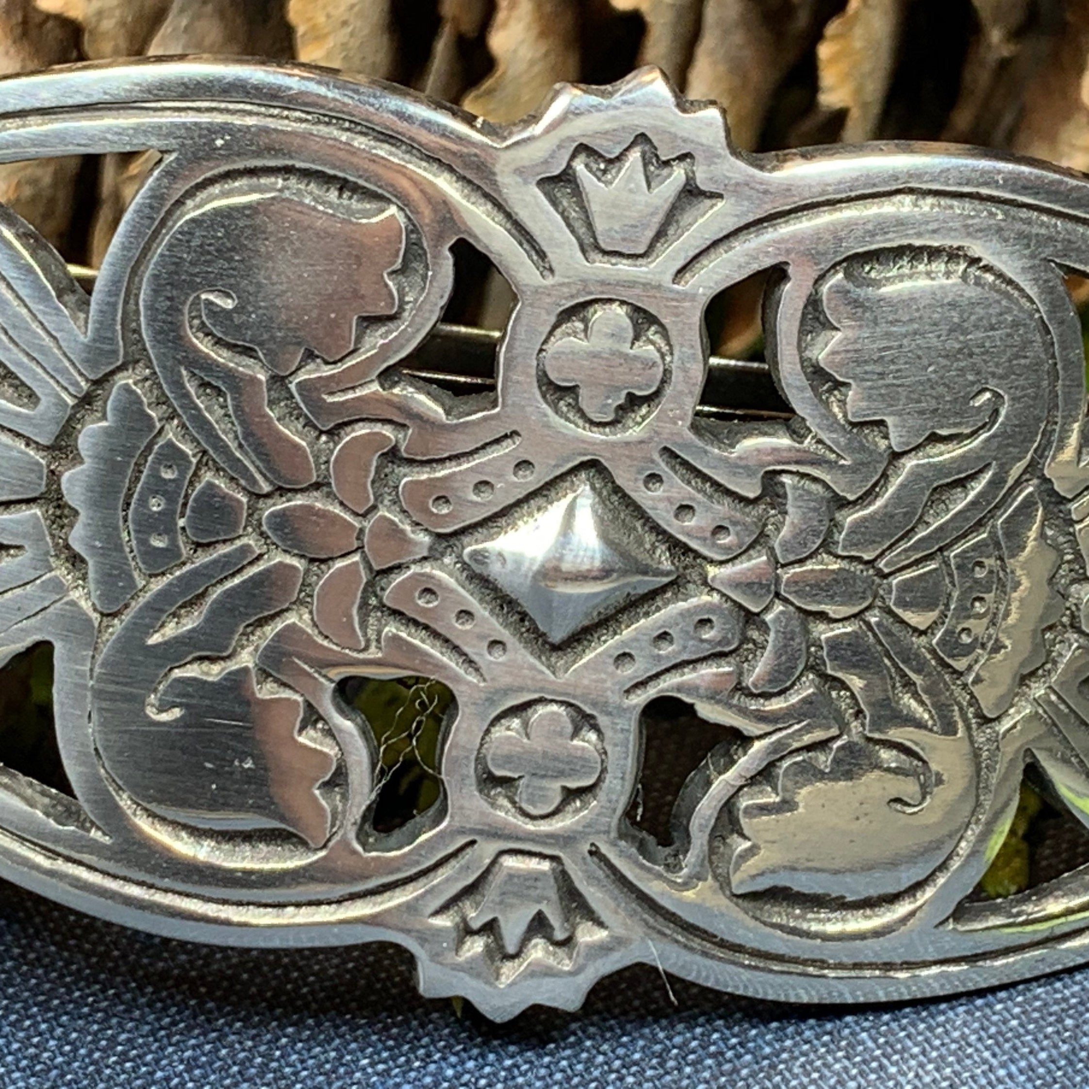Aneira Celtic Knot Hair Clip for Women