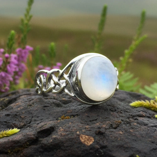 Rhianna Celtic Knot Moonstone Ring