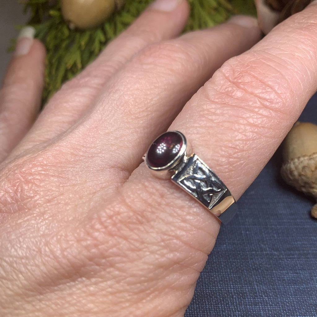 Syra Celtic Knot Ring in Sterling Silver