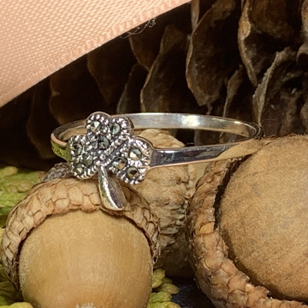 Fáilte Irish Shamrock Ring with Marcasite